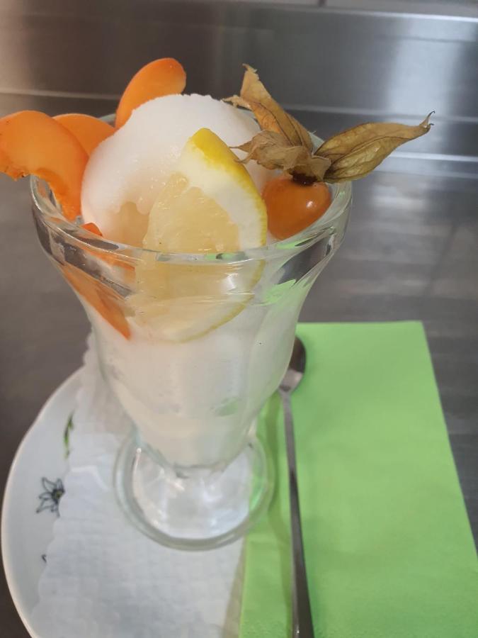 Hotel-Restaurant-Linde Gundlischwand Kültér fotó